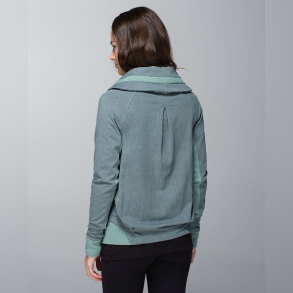 Lululemon To Class Jacket in Burlap Texture Deep Shore Heathered  Earl Grey 2 - Picture 2 of 8